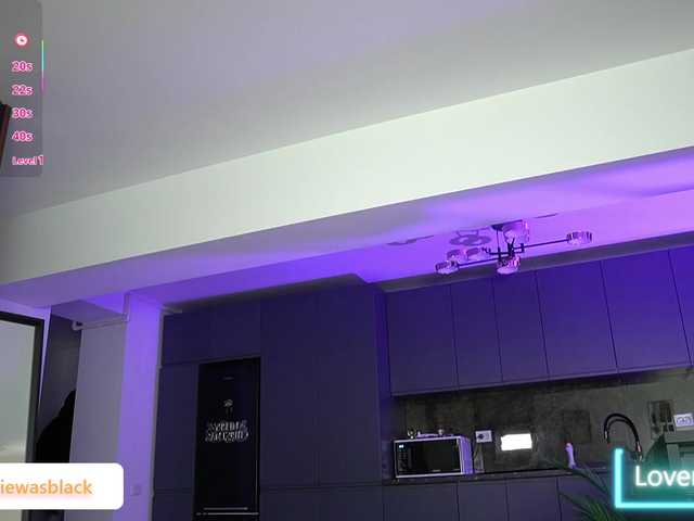 NaomyBlackBarbie's BongaCams show and profile