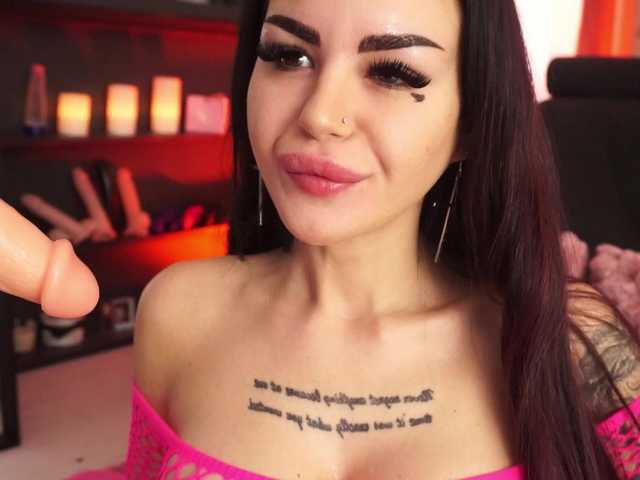 Sex chat gratuit in direct cu NaomyBlackBarbie pe BongaCams