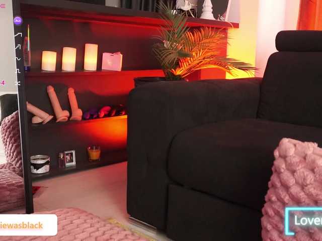 Sex chat gratuit in direct cu NaomyBlackBarbie pe BongaCams