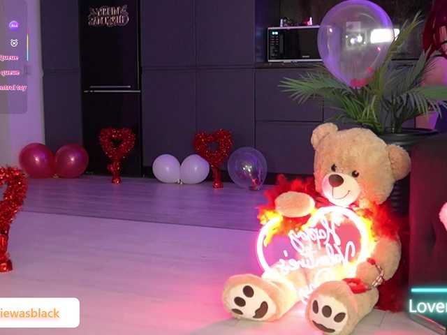 NaomyBlackBarbie's BongaCams show and profile