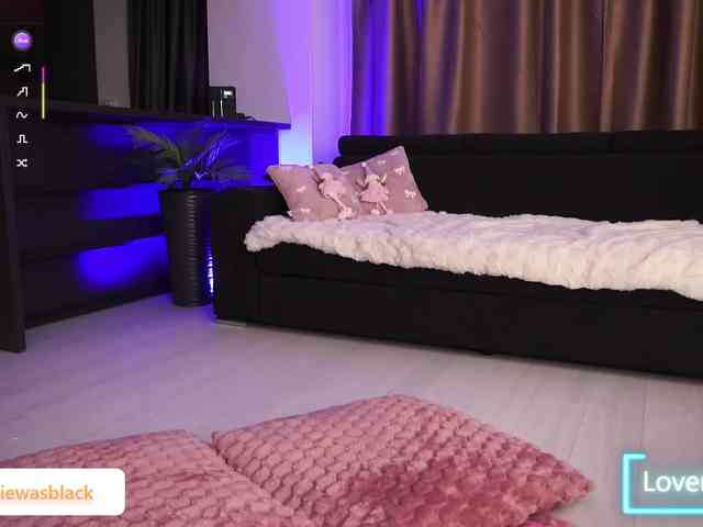 NaomyBlackBarbie NaomyBlackBarbie