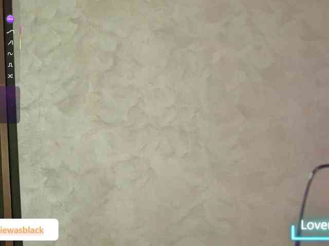 NaomyBlackBarbie webcam