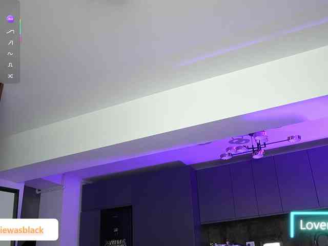 NaomyBlackBarbie webcam