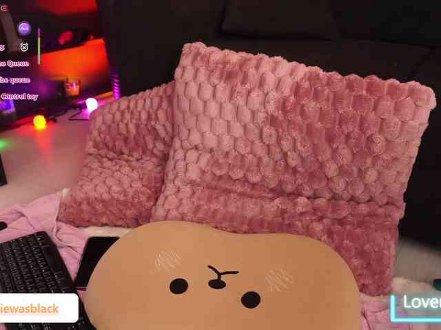 NaomyBlackBarbie Live Webcam on BongaCams