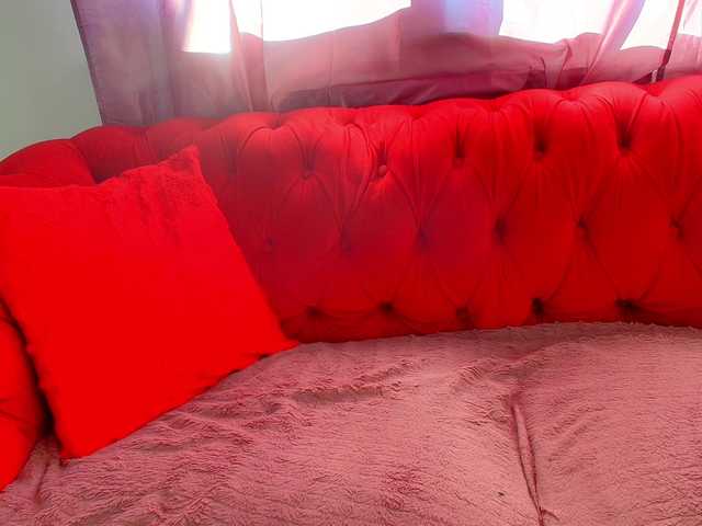 TattooTemptress's BongaCams show and profile