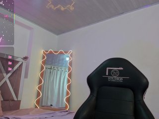 Isabela-tay Porn Show