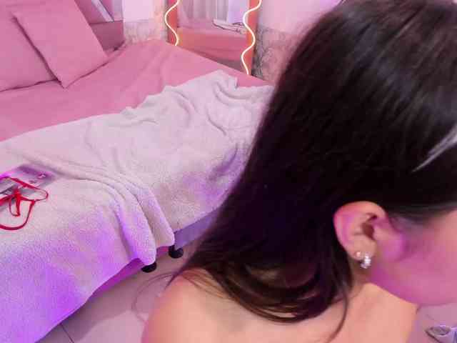 Isabela-tay Isabela-tay