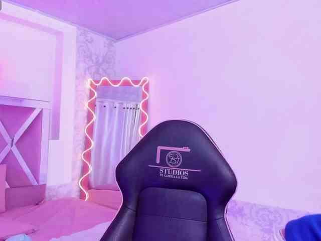 Isabela-tay Isabela-tay