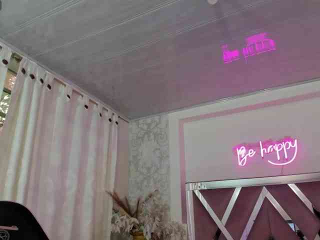 Isabela-tay Isabela-tay