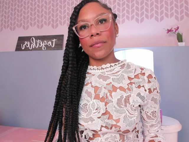 ErikaMoore's BongaCams show and profile