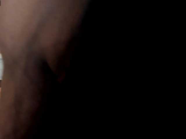 ErikaMoore's BongaCams show and profile