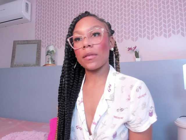 ErikaMoore's BongaCams show and profile