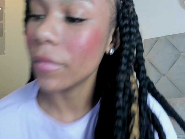 ErikaMoore's BongaCams show and profile