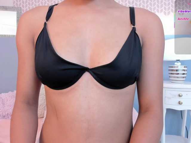 ErikaMoore's BongaCams show and profile