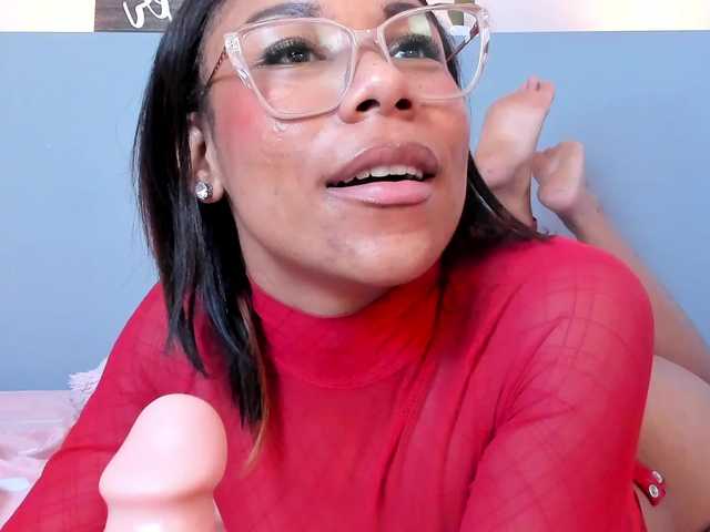 ErikaMoore's BongaCams show and profile