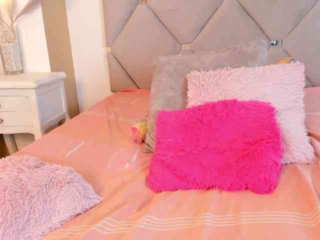 ErikaMoore ErikaMoore