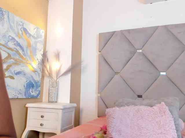 ErikaMoore ErikaMoore