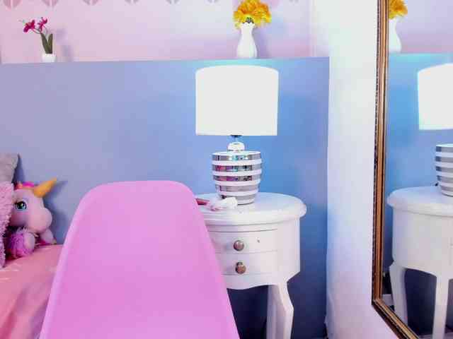 ErikaMoore ErikaMoore