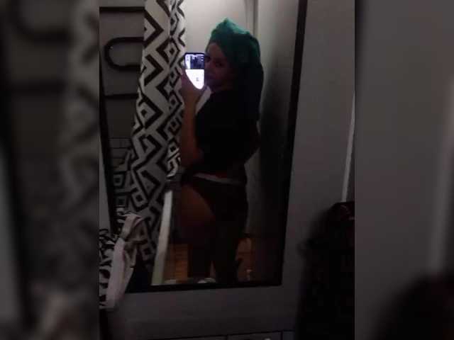 St171 – webcam model profile photo