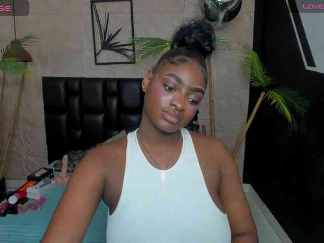 alana-bonny Live Webcam on BongaCams