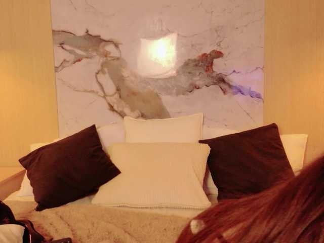 MeganMonroee's BongaCams show and profile