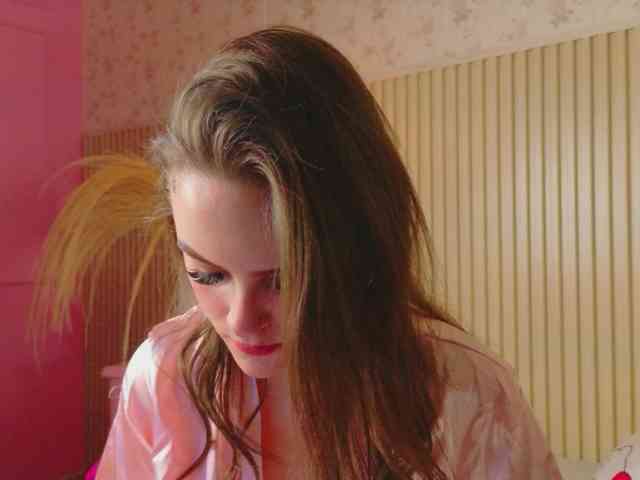 MeganMonroee MeganMonroee