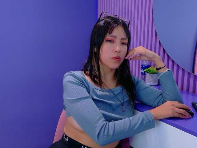 AmyJoness1's BongaCams show and profile