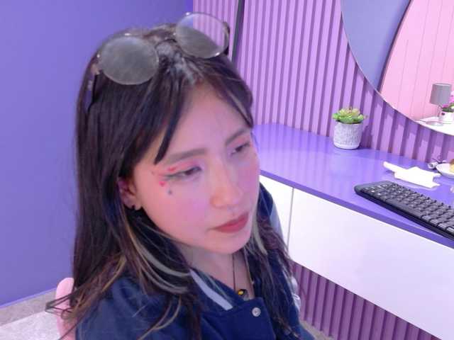 AmyJoness1's BongaCams show and profile