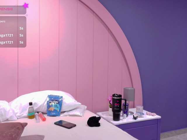 AmyJoness1's BongaCams show and profile