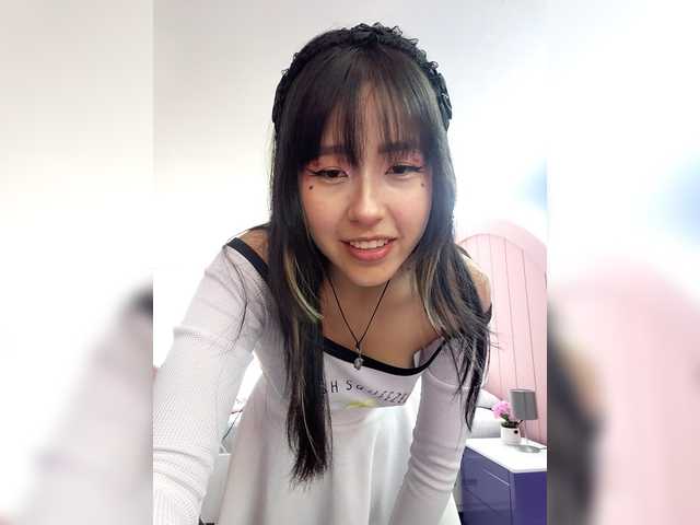 AmyJoness1's BongaCams show and profile