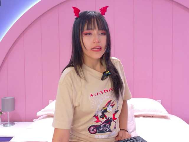 AmyJoness1's BongaCams show and profile