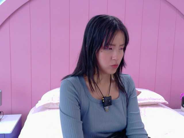 AmyJoness1's BongaCams show and profile