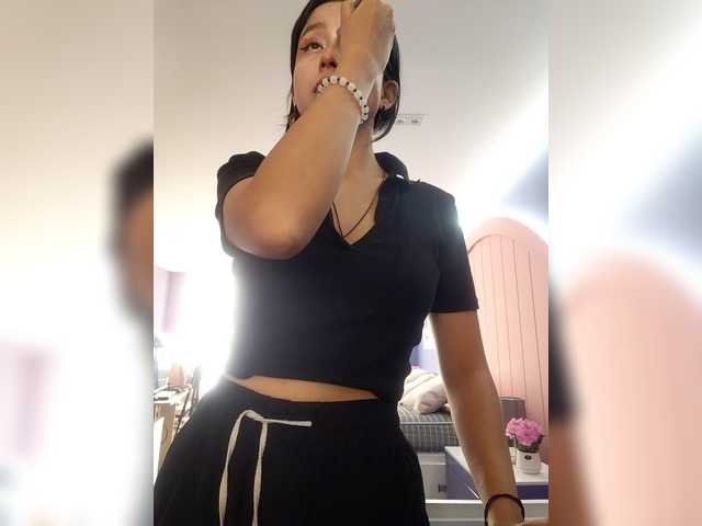 AmyJoness1's BongaCams show and profile