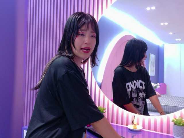 AmyJoness1's BongaCams show and profile