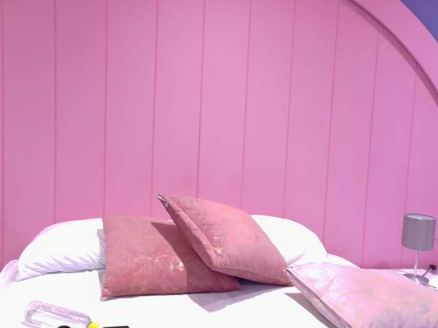 AmyJoness1's BongaCams show and profile