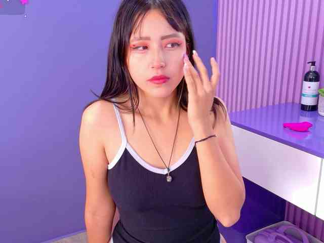 AmyJoness1 Live Webcam on BongaCams