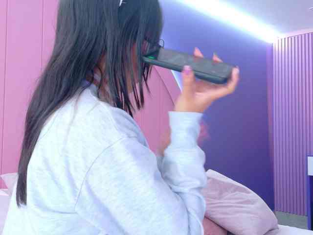 AmyJoness1 Live Webcam on BongaCams