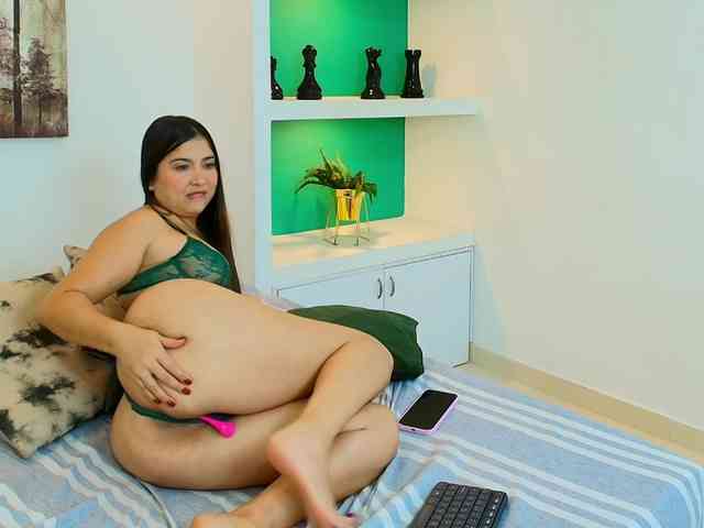 lauren-monroe lauren-monroe