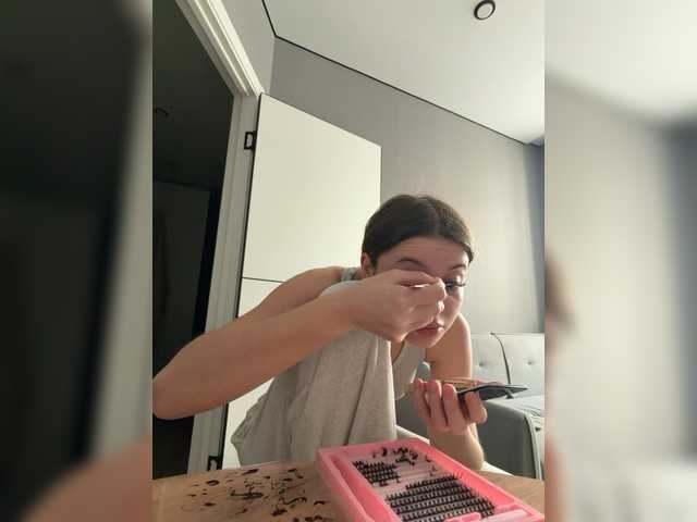 VikaAndMilana's BongaCams show and profile