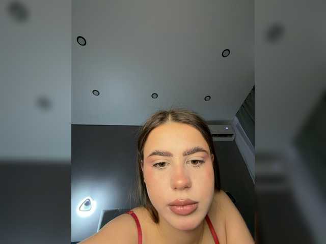 VikaAndMilana webcam stream