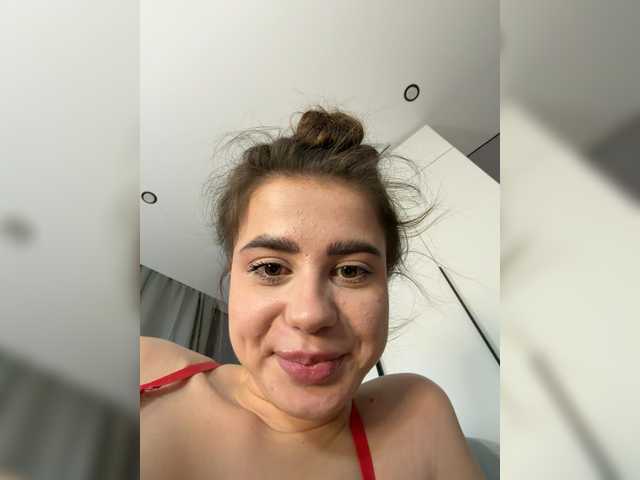 VikaAndMilana webcam stream