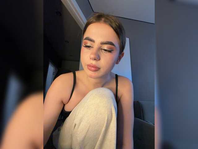 VikaAndMilana's BongaCams show and profile