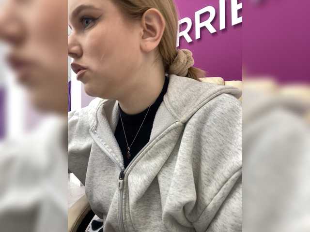 VikaAndMilana's Thumb Image