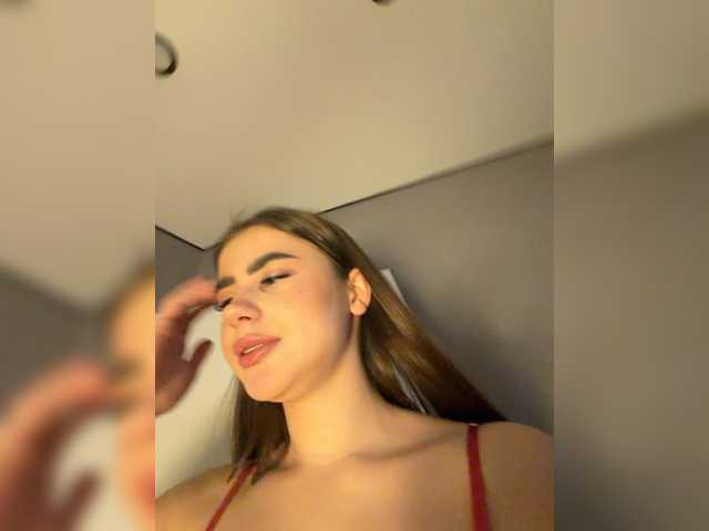 VikaAndMilana's BongaCams show and profile