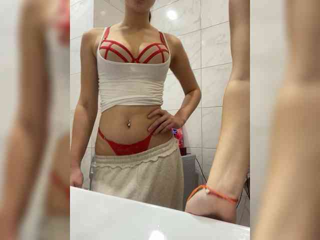 VikaAndMilana Live Webcam on BongaCams