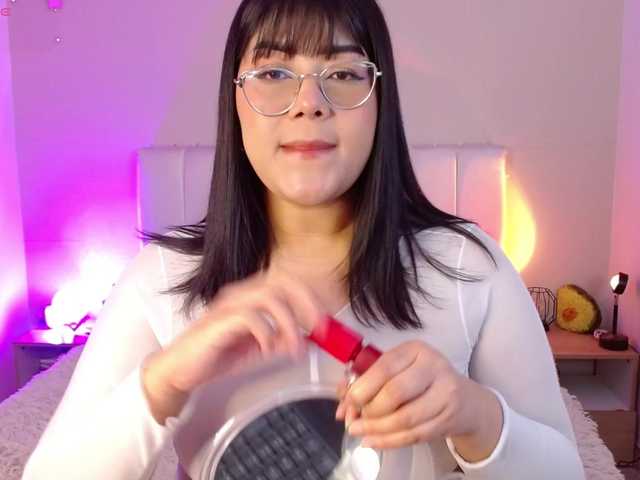 AlexaHart's BongaCams show and profile