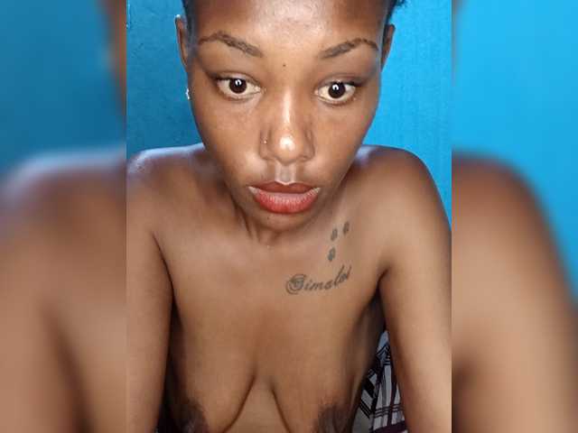  Preety-Junne chat room