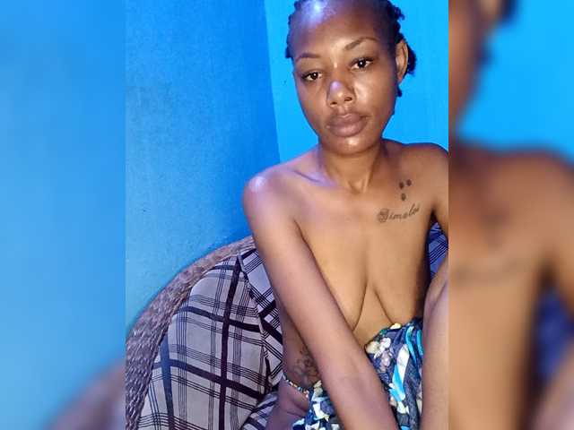 Preety-Junne from BongaCams