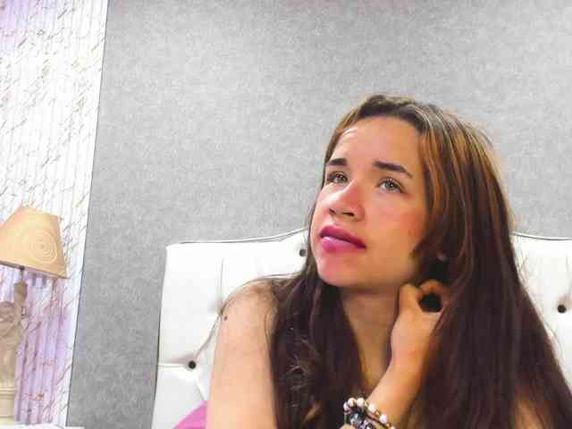 Hot-Barbie-Poku Hot-Barbie-Poku