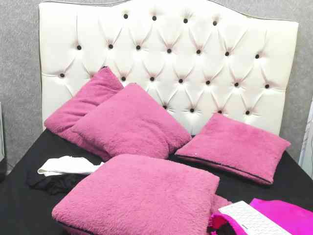 Hot-Barbie-Poku Hot-Barbie-Poku